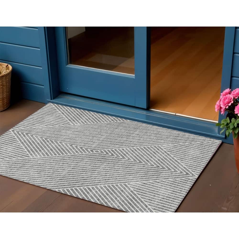 HomeRoots Geometric Transitional Rectangle Outdoor Rug