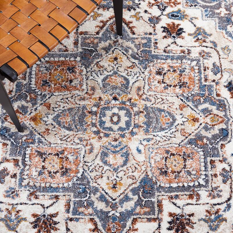 SAFAVIEH Symphony Bernadette Traditional Rug