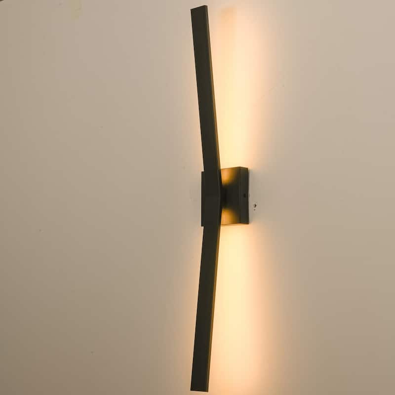 31.5" Modern Black Outdoor Wall Light - 12W 3000K Warm Light, IP44 Waterproof Linear Fixture for Patio & Porch,
