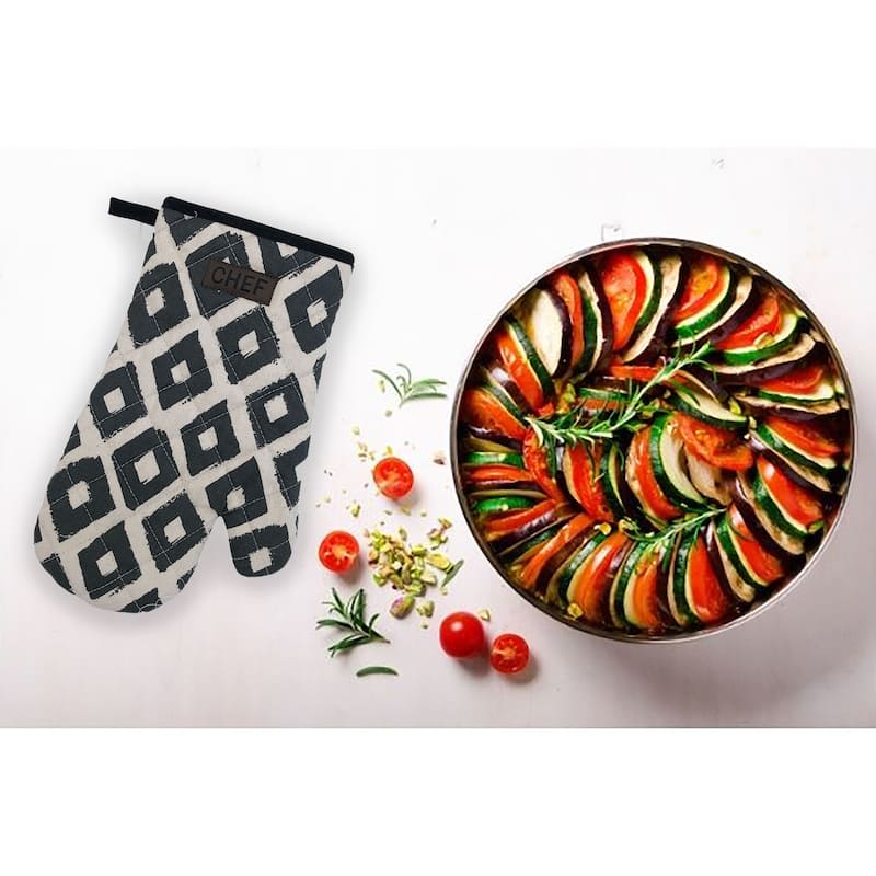 Chef's Monochrome Cotton Oven Mitt - Heat Resistant 11x7 Inch - Contemporary Diamond Design for Modern Cookspaces