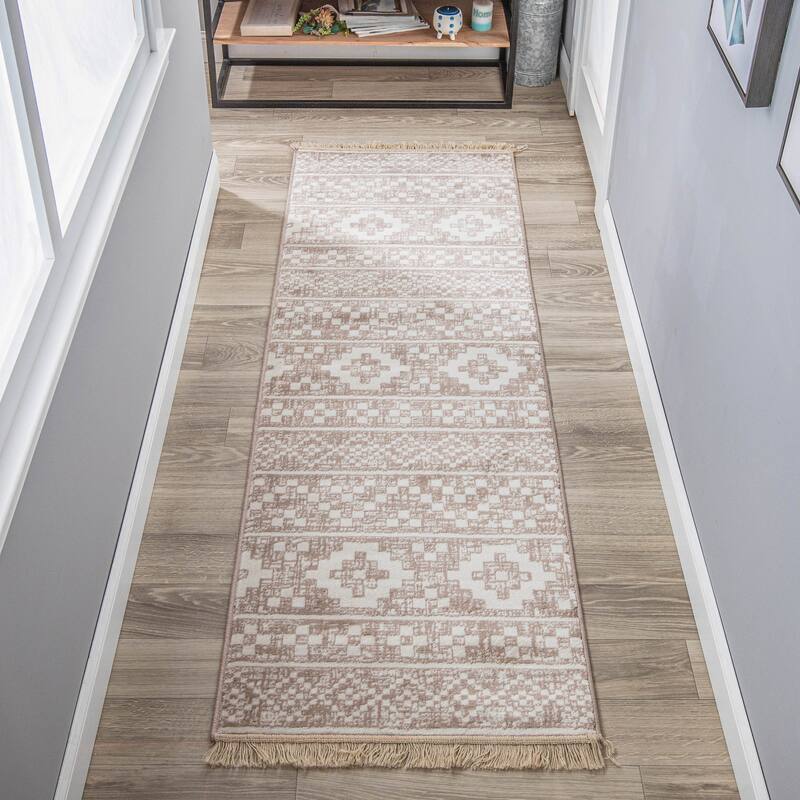 Superior Genaine Contemporary Geometric Fringe Indoor Runner or Area Rug