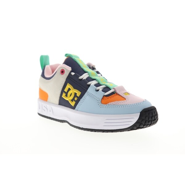 dc athletic shoes