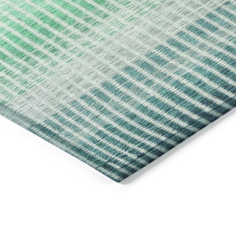 Machine Washable Indoor/ Outdoor Contemporary Stripes Chantille Rug
