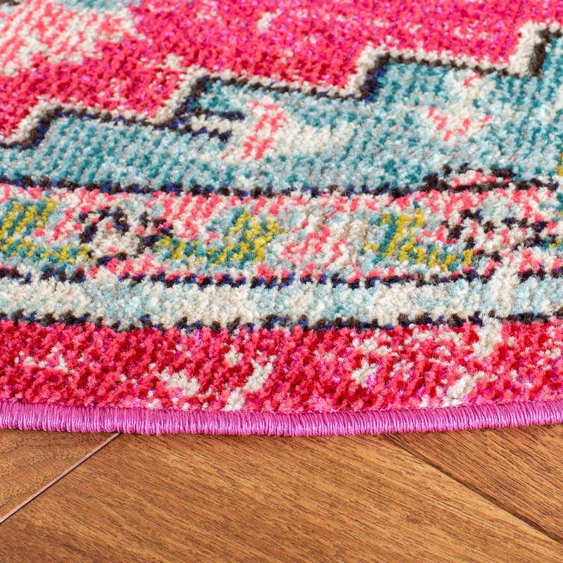 SAFAVIEH Madison Diederike Boho Medallion Distressed Rug