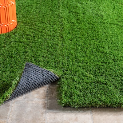 SAFAVIEH Vista Lendita Turf Landscape Indoor/ Outdoor Waterproof Area Rug