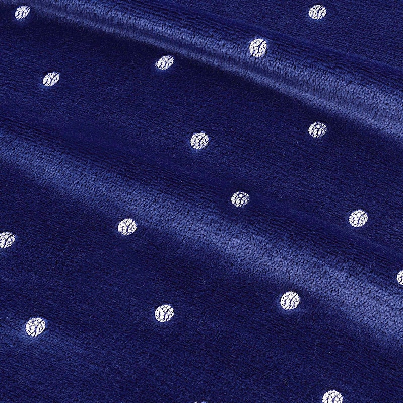 Superior Fleece Plush Medium Weight Soft Fluffy Decorative Blanket