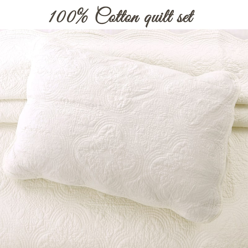 Copper Grove Sagano Blantyre Scalloped Edge (White, Ivory, Green, or Gray) Cotton 3-piece Quilt Bedding Set