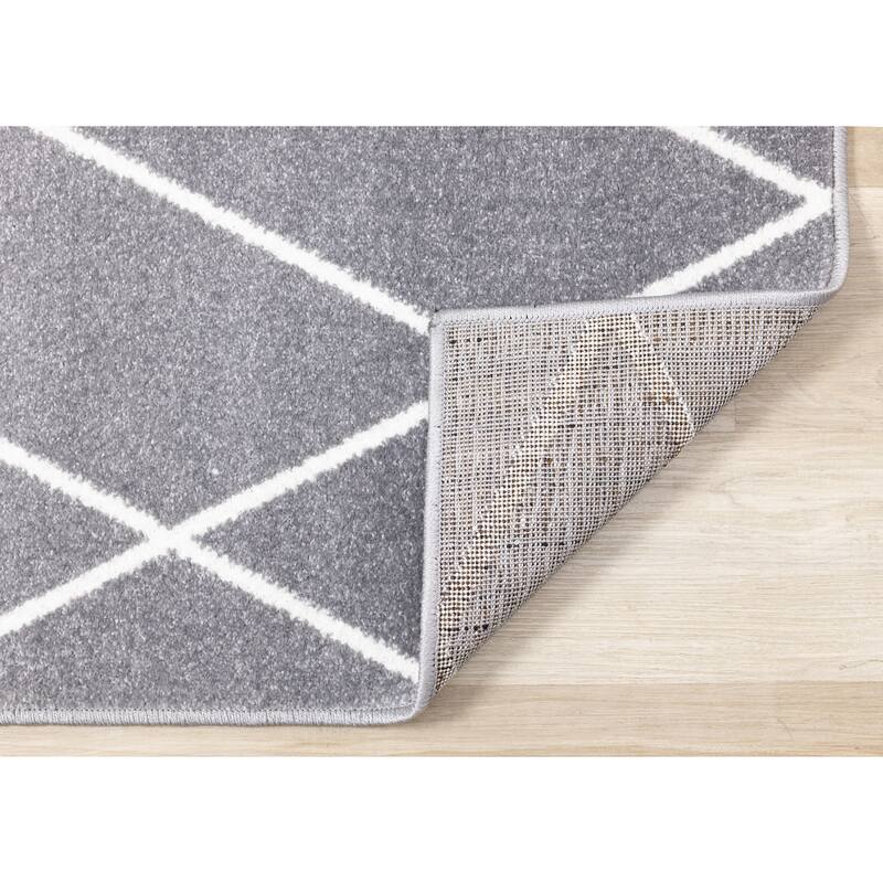 Covington Collection - Grey/White Geometric Lines Rug