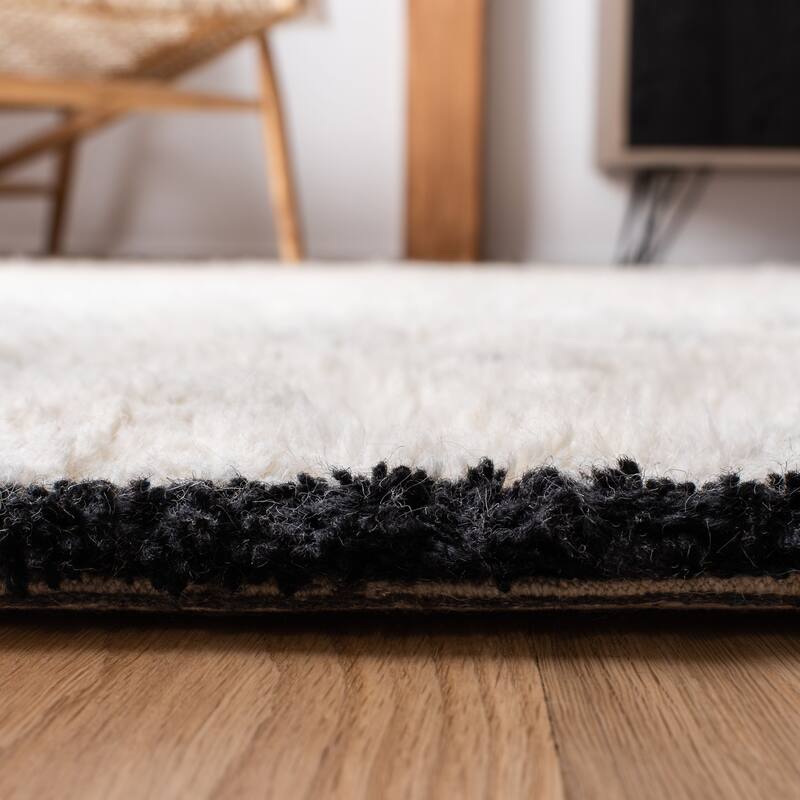 SAFAVIEH Handmade Casablanca Shag Mickaelle 1-inch Thick Wool Rug