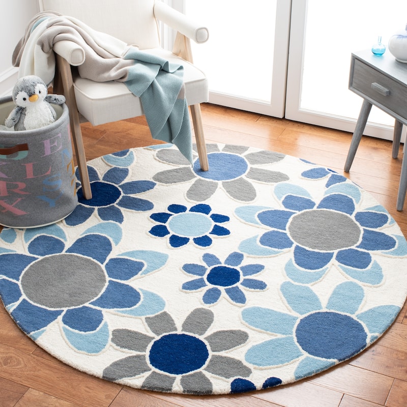 SAFAVIEH Handmade Kids Miens Floral Wool Rug - 5' Round - Ivory/Blue - Round