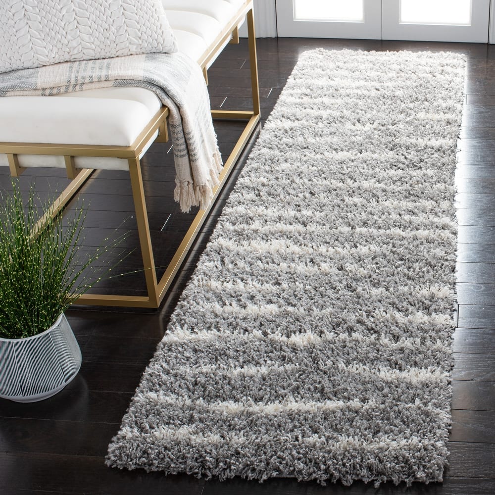 SAFAVIEH Venus Shag Bergny 1.75-inch Thick Rug