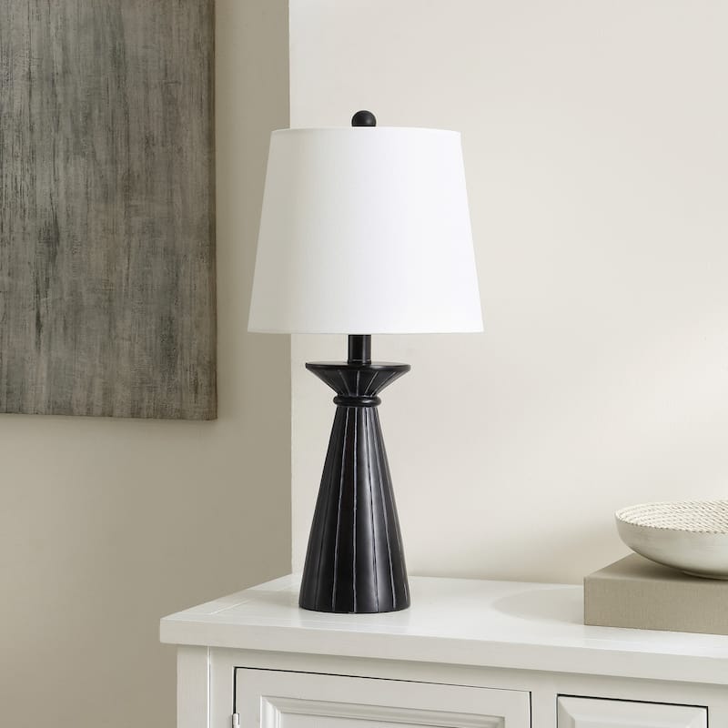 SAFAVIEH Lighting Toine 21" Modern & Contemporary Table Lamp - 11" W x 11" D x 20" H - 11Wx11Dx20H