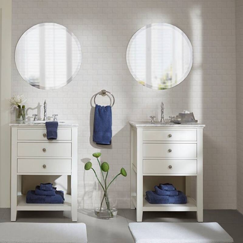 One hundred percent Cotton 8 Piece Antimicrobial Towel Set