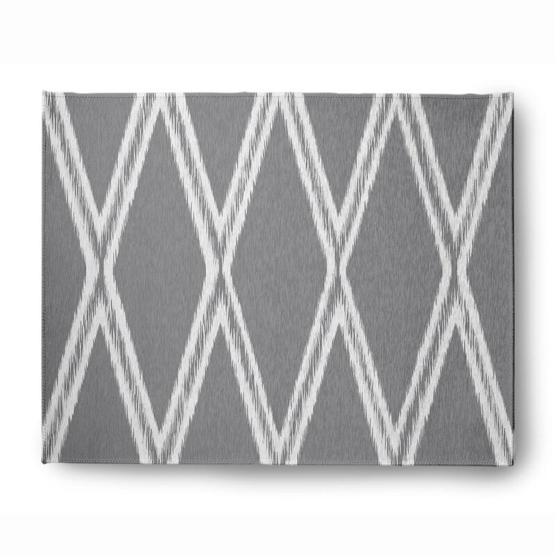 Diamond Soft Chenille Rug - 8' x 10' - Grey
