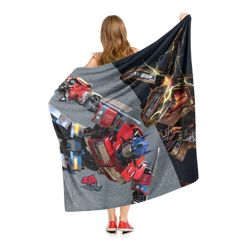 Hasbro Transformers Rise Of The Beasts Scourge Versus Optimus Prime Silk Touch Throw