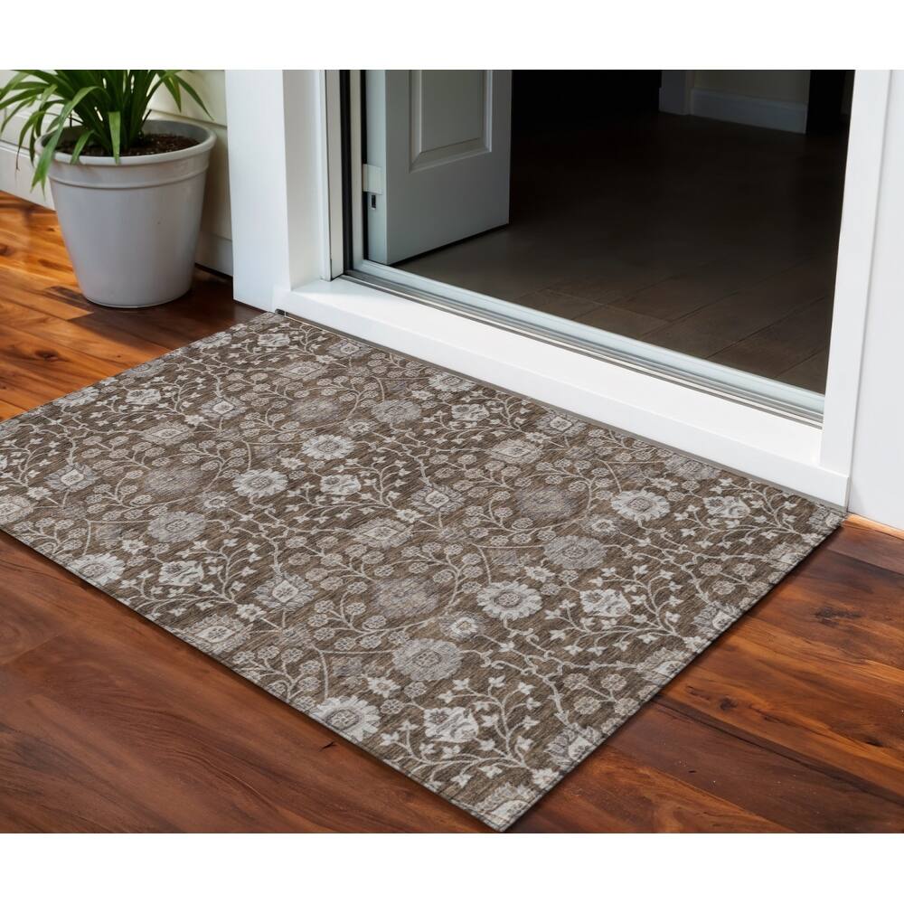 HomeRoots Floral Transitional Rectangle Outdoor Rug
