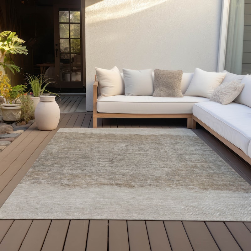 Machine Washable Indoor/Outdoor Border Ombre Chantille Rug - Beige - 3' x 5'