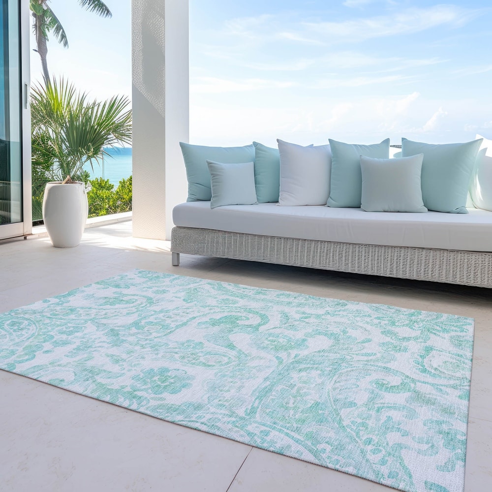 Machine Washable Indoor/ Outdoor Chantille Traditional Scroll Rug
