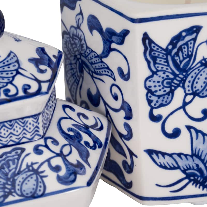 Sagebrook Home Ceramic Sandalwood Myrrh Candle, Chinoiserie Design 7" 7OZ - 4" x 4" x 7"
