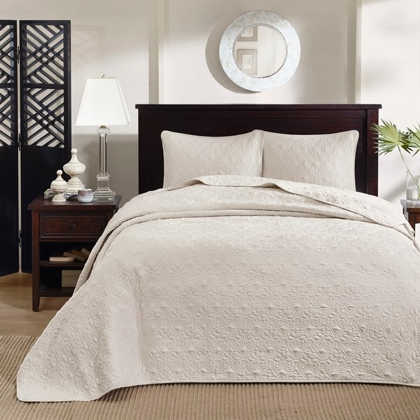 slide 2 of 109, Madison Park Mansfield Reversible Oversized 3-piece Solid Texture Bedspread Quilt Set with Matching Shams
