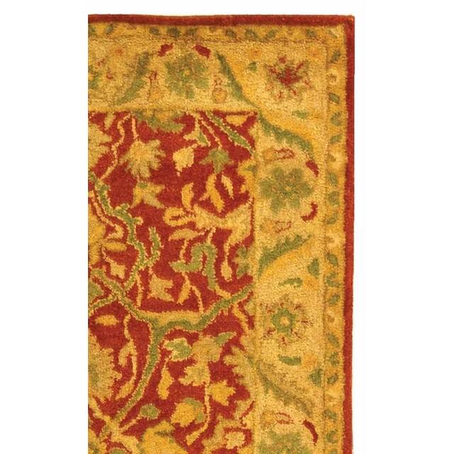 SAFAVIEH Handmade Antiquity Izora Traditional Oriental Wool Rug