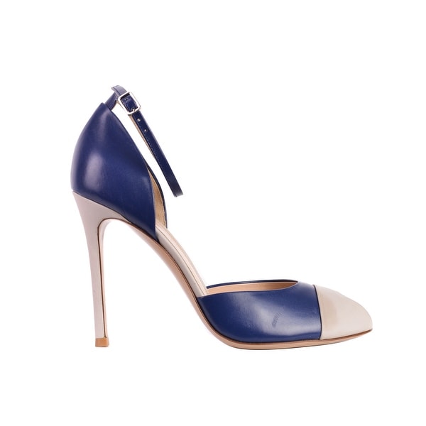 womens navy pumps