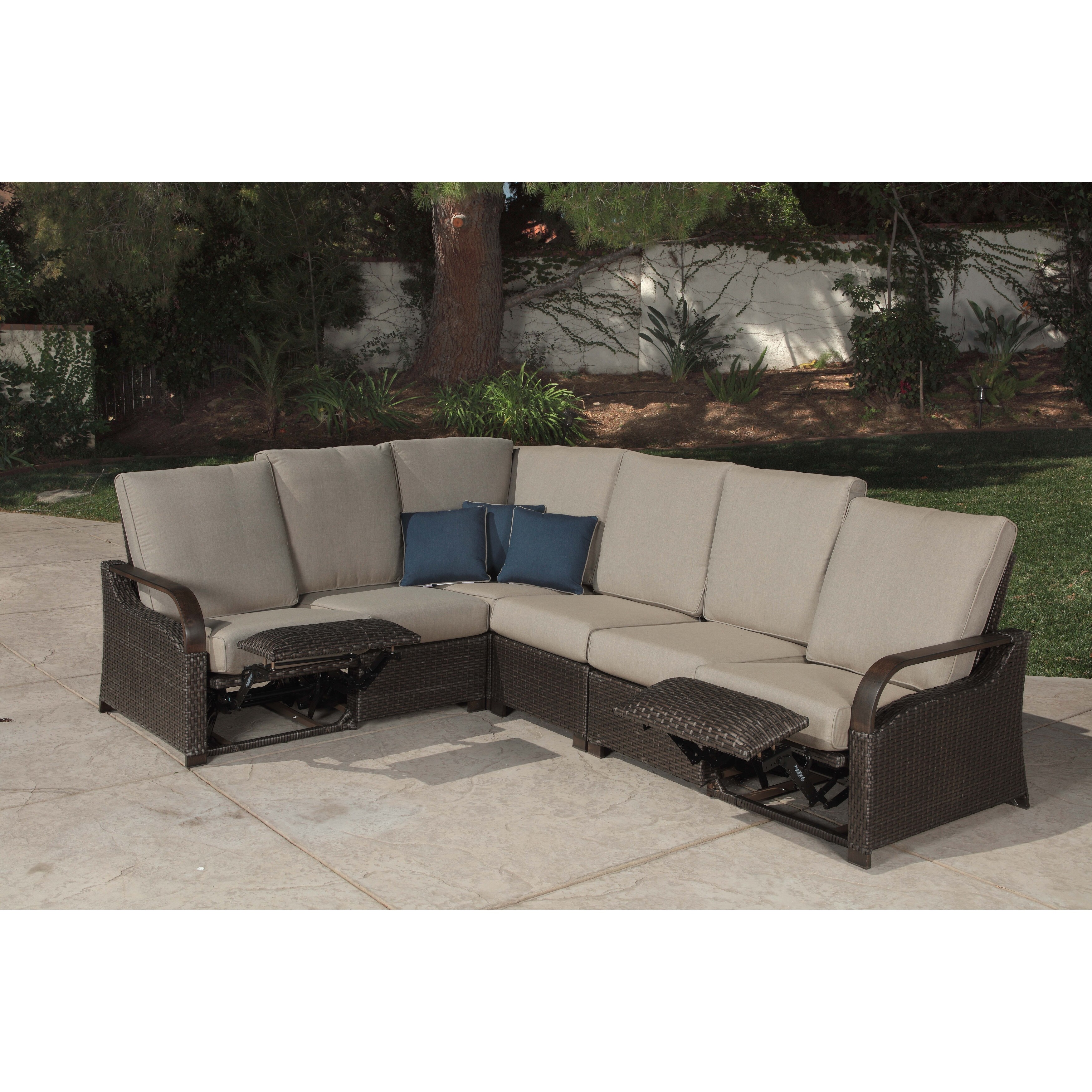 Shop Barcalounger Outdoor Living Palm Grove 5 Seater Reclining Sectional Sofa Overstock 31849753