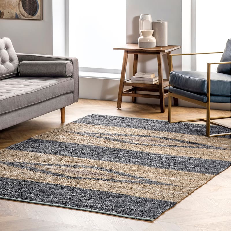 Nuloom Farren Hand Woven Diamond Leather Area Rug