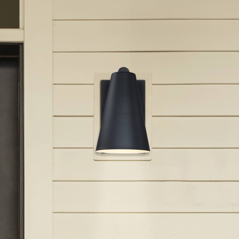 Cedar Mist Black Dark Sky Outdoor Hardwired Wall Sconce - 11.75