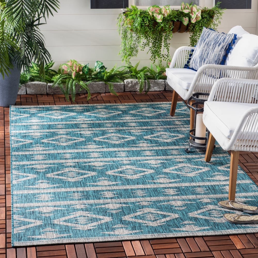 SAFAVIEH Courtyard Fraidel Indoor/ Outdoor Waterproof Patio Backyard Rug