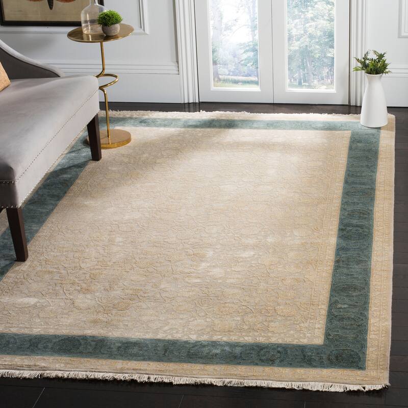 SAFAVIEH Couture Hand-knotted Silviya of India Jalynn Traditional Border - 6' x 9' - Ivory/Light Blue