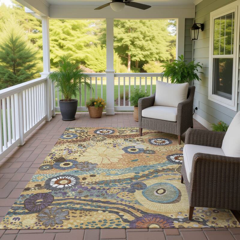 Machine Washable Indoor/ Outdoor Whimsy Floral Chantille Rug - Gold - 8' x 10'