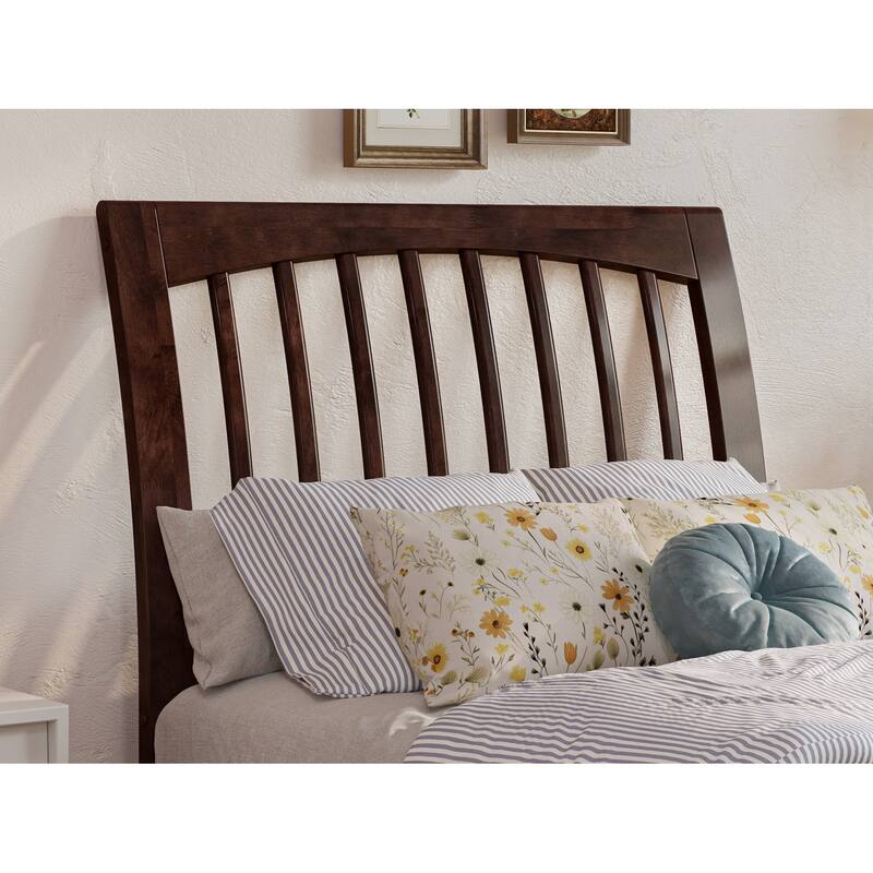 Roslyn Platform Bed with Modern Panel Footboard and Twin XL Trundle