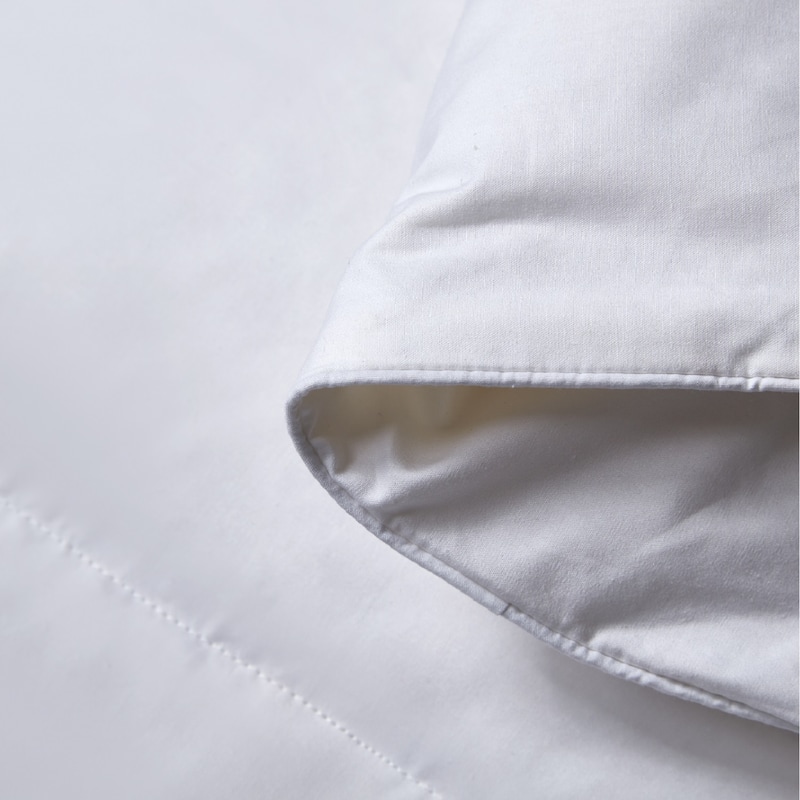 Beautyrest White Down And Feather Comforter