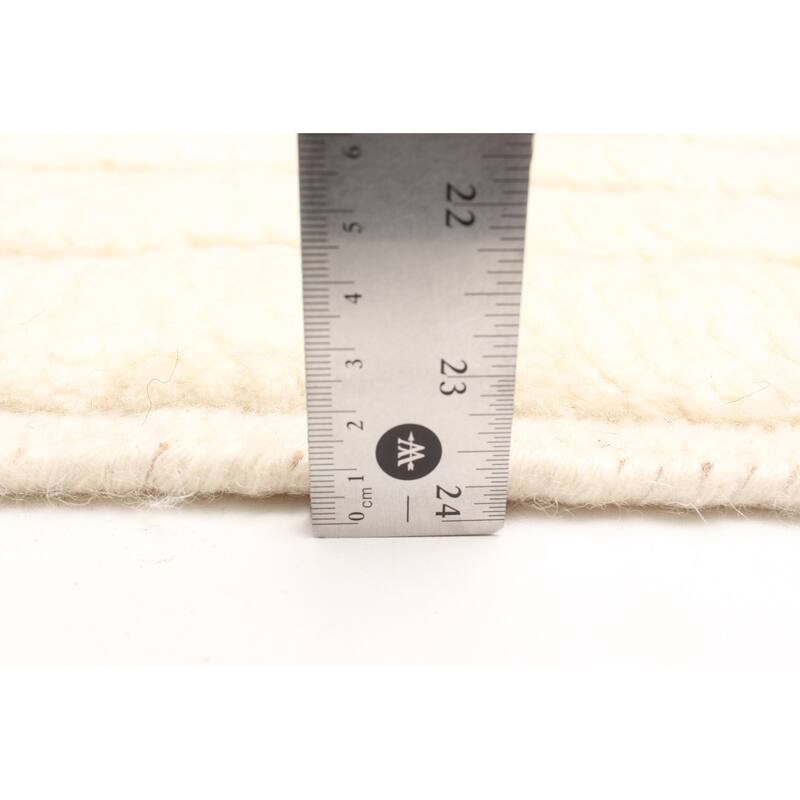 ECARPETGALLERY Hand-knotted Tangier Cream Wool Rug - 5'1 x 7'11