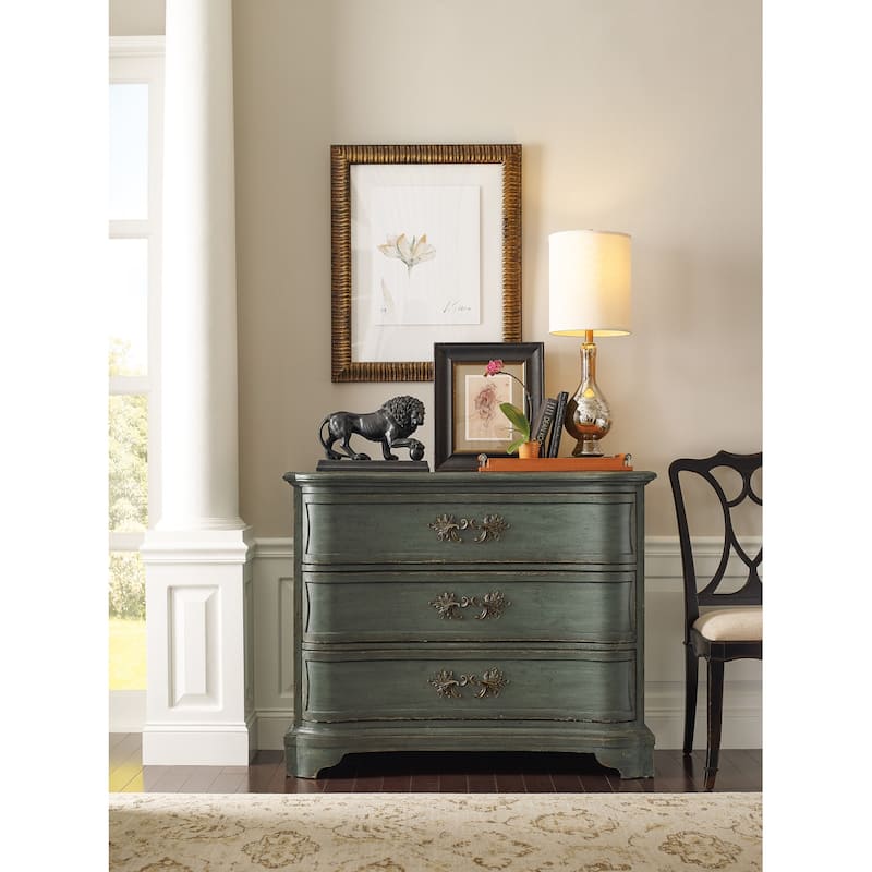 Hooker Furniture 6750-85017 Charleston 44" Wide 3 Drawer Maple Dresser