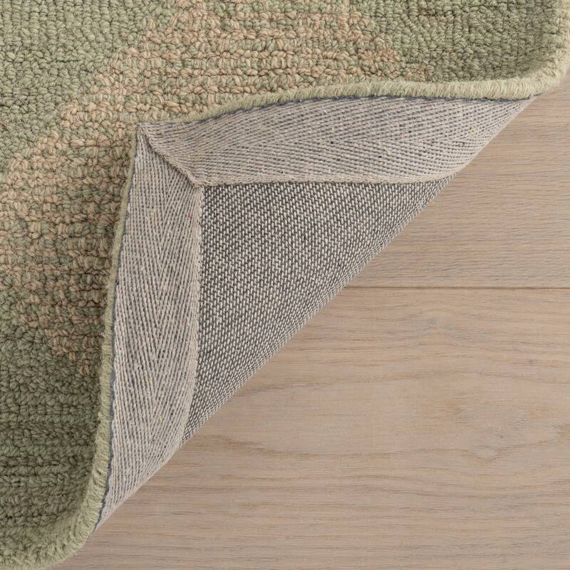 Nuloom Nivora Tufted Diamond Area Rug