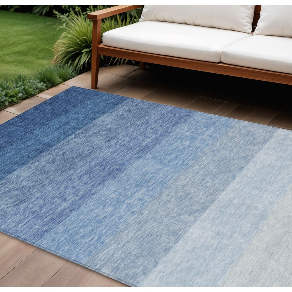 HomeRoots Ombre Transitional Rectangle Outdoor Rug
