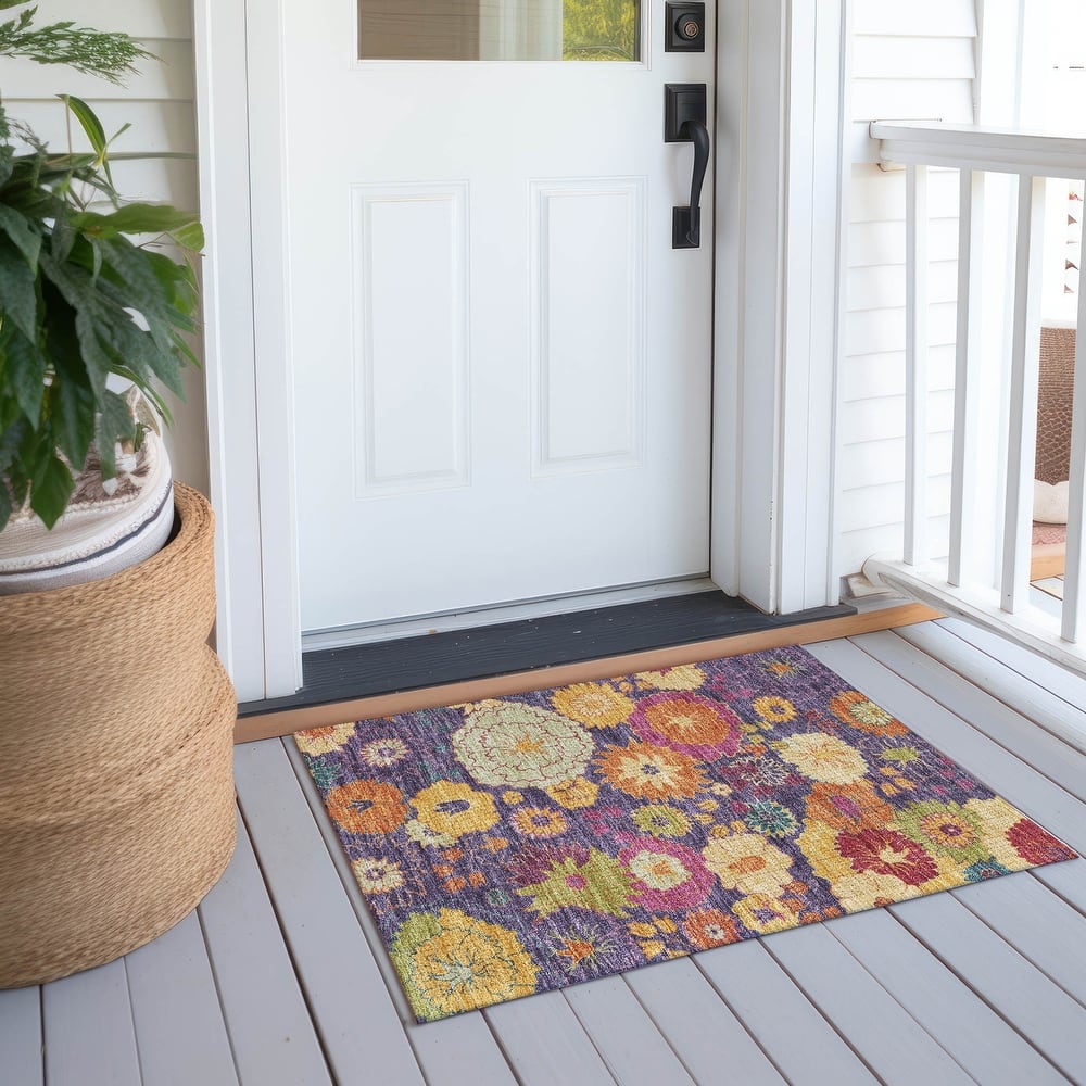 Machine Washable Indoor/ Outdoor Modern Floral Chantille Rug