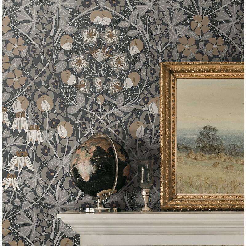 Seabrook Designs Tulip Garden Prepasted Wallpaper