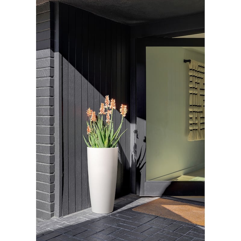Veradek Mason Series Selena 28" Planter