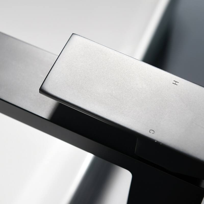 Vanity Sink Single Handle Bathroom Faucet Basin Tap