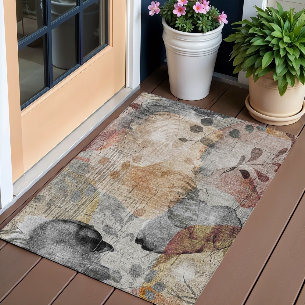 HomeRoots Floral Transitional Rectangle Outdoor Rug