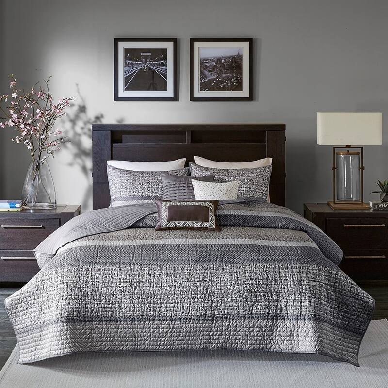 GDF Studio - Rhapsody Reversible Jacquard Quilt Set with Decorative Pillows - Grey+Taupe (King/Cal King)