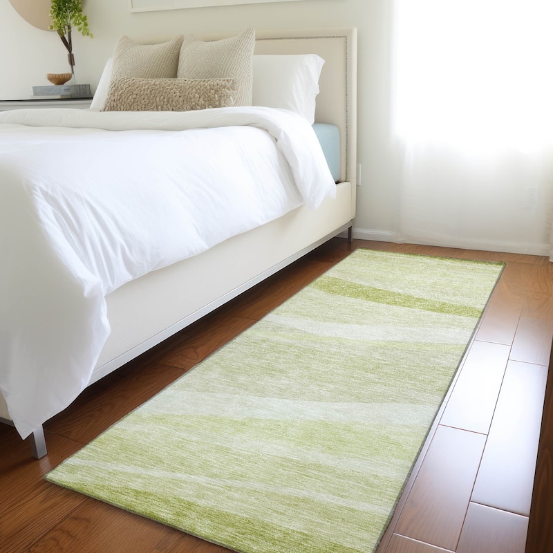 Machine Washable Indoor/ Outdoor Contemporary Deco Chantille Rug - Aloe - 2'3" x 7'6"