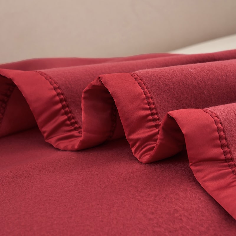 Lightweight Blanket with Satin Trim