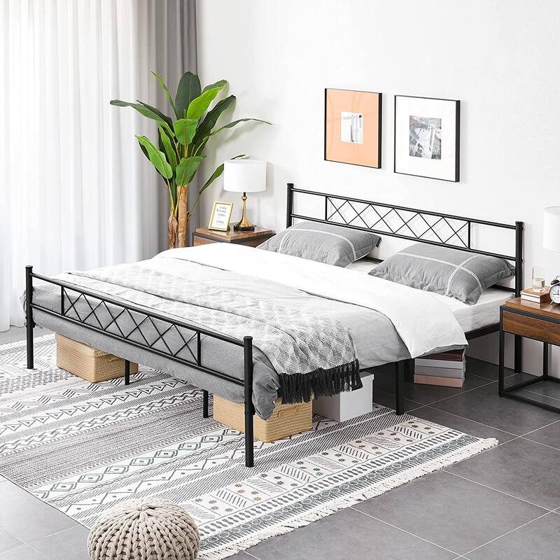 Traditional Powder Coated Slatted Metal Platform Bed