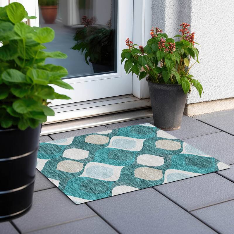 Machine Washable Indoor/ Outdoor Chantille Geo Contemporary Rug - Teal - 1'8" x 2'6"