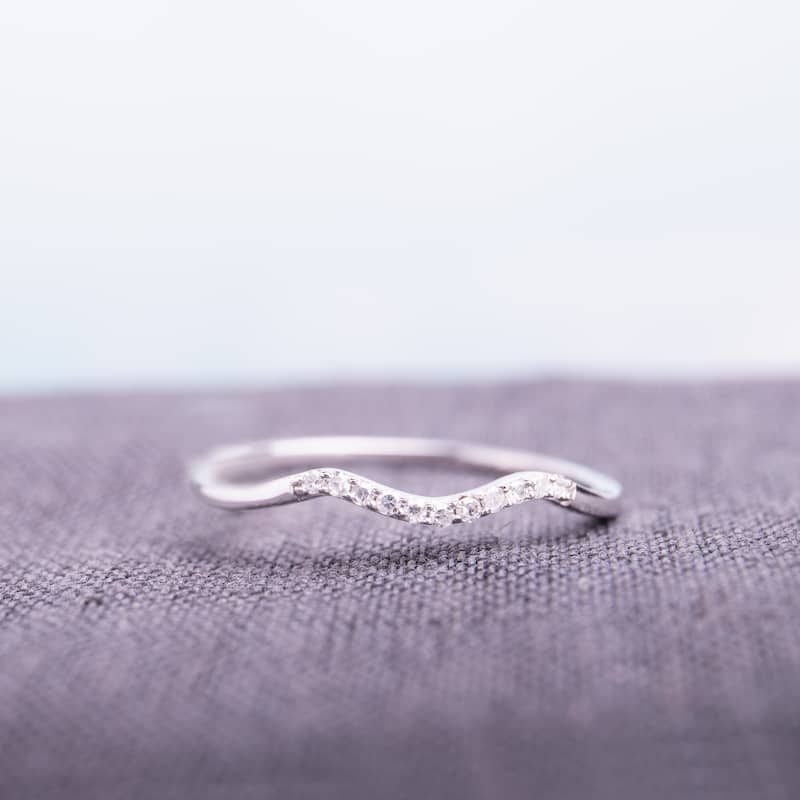 Miadora 10k White Gold Diamond Accent Curved Wedding Band