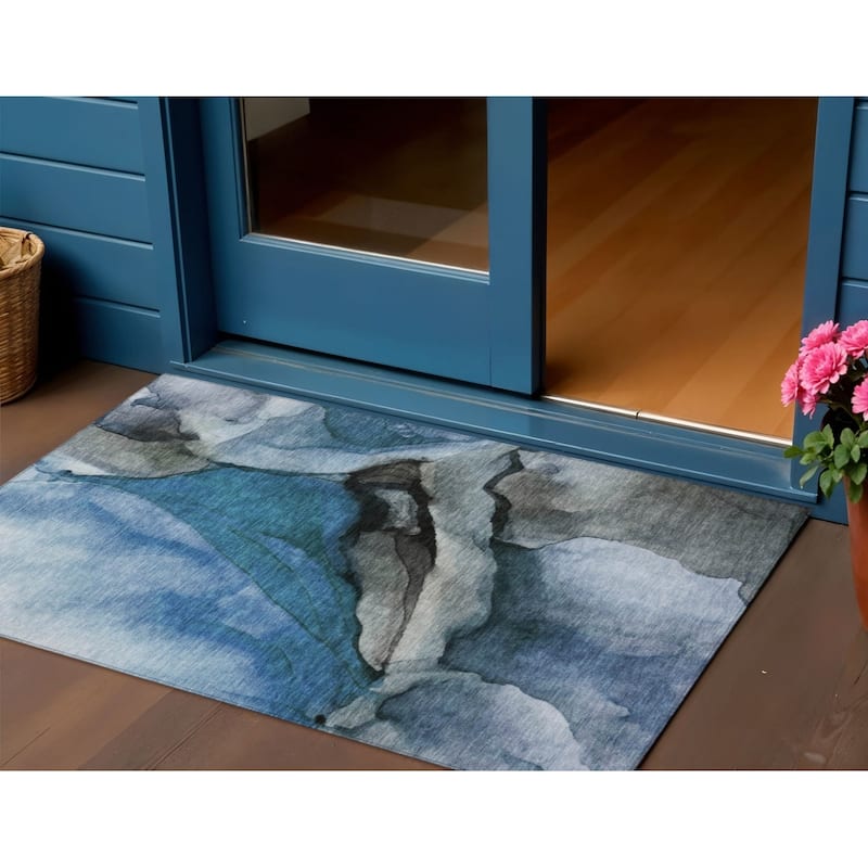 HomeRoots Abstract Transitional Rectangle Outdoor Rug - 3' x 5'